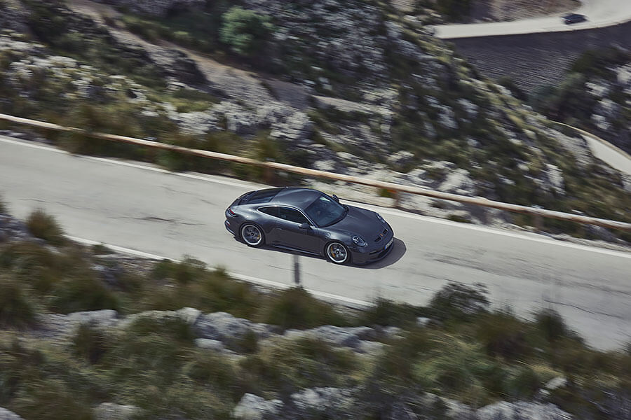 少了尾巴，多了貴氣，Porsche 911 GT3 Touring威力照樣包你滿意。