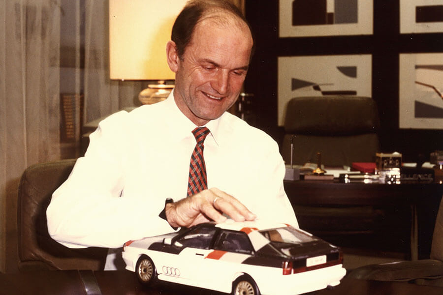 從最風光的傑作,至到最慘淡的低潮,這裡備妥你想知的一切,以及好些你不想知道的逸聞軼事。