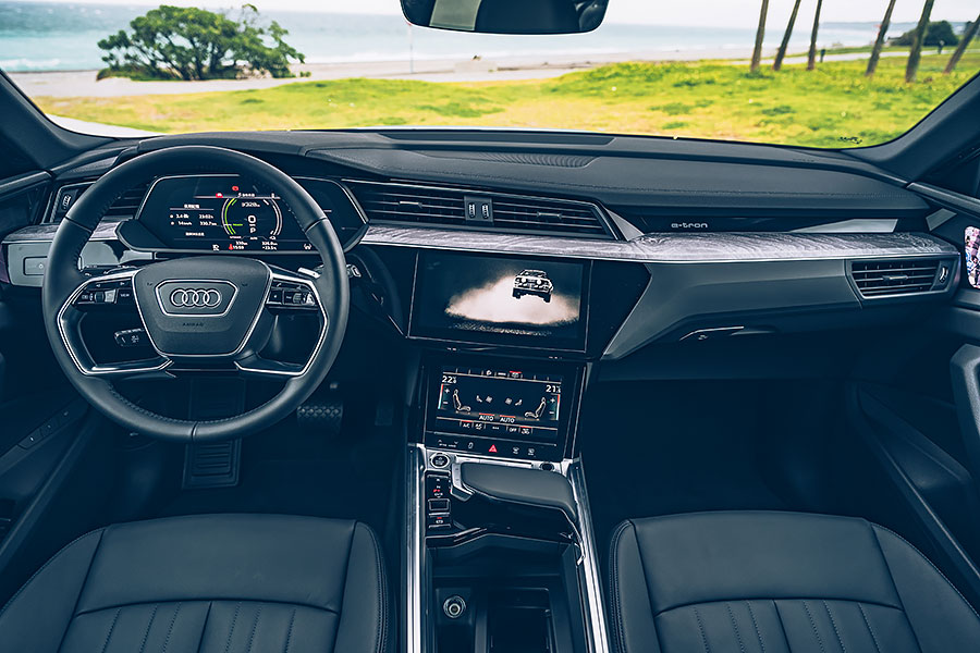 壯遊,對TG同仁只是跑去廚房喝水一樣日常簡單的事,等等!你叫我開電動車!?