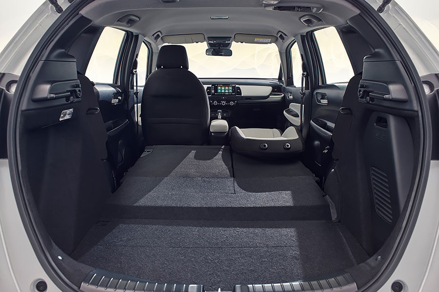 久候多時,最適合你和妳的本田掀背小車終於要來惹!