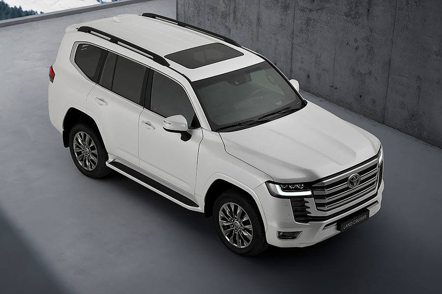 downsizing實力一定大減?老當益壯的全新300 Series可不是這麼一回事呢!