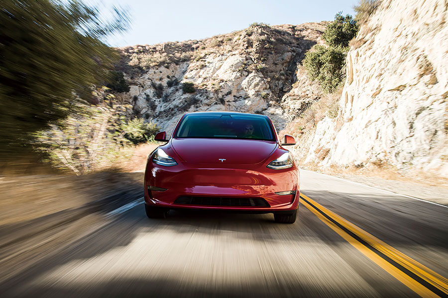 美國兩大巨人硬碰,這次輪到肌肉派老江湖覬覦初創派的補遺作品。