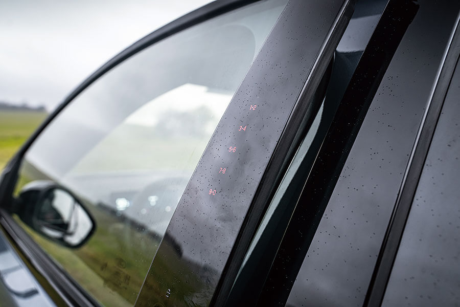 美國兩大巨人硬碰,這次輪到肌肉派老江湖覬覦初創派的補遺作品。