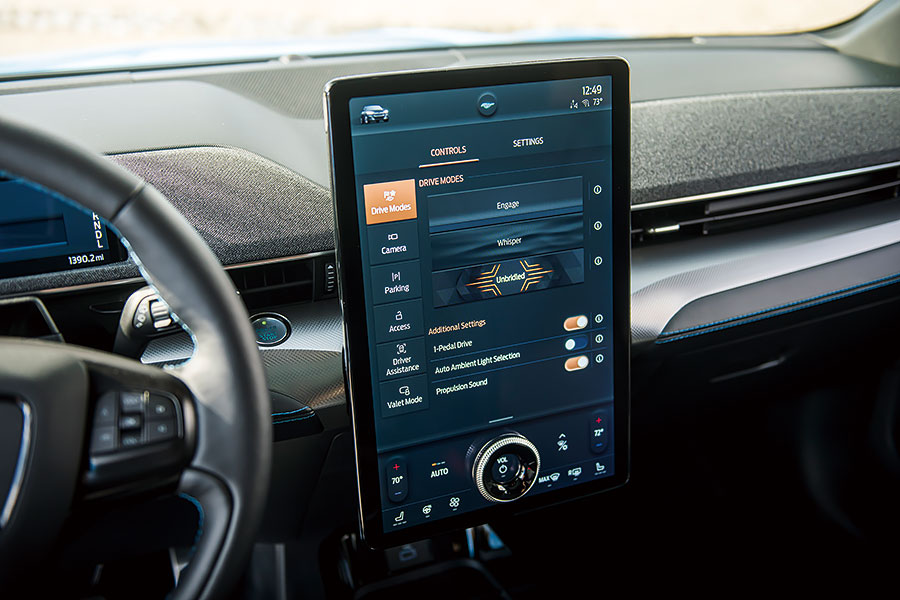 美國兩大巨人硬碰,這次輪到肌肉派老江湖覬覦初創派的補遺作品。