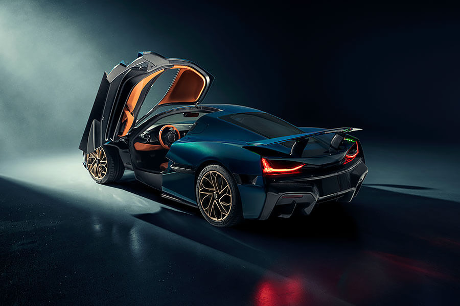 雖然遲了一點,但這陣暴風終究還是猛烈地從克羅埃西亞颳向全世界。