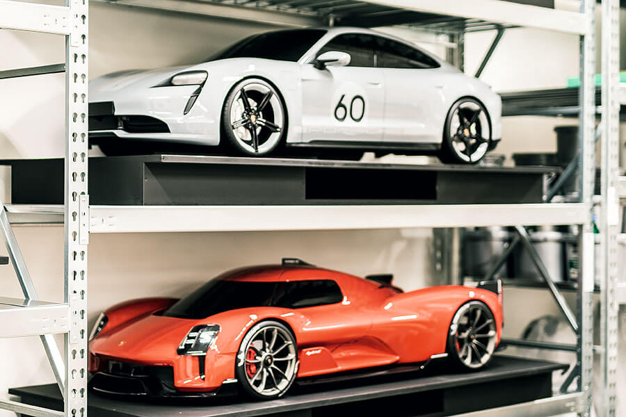 歡迎大家進入汽車設計師的腦海,一片處處漂浮著「如果這樣又會如何」,各種奇思妙想和保時捷十大傑作之類的汪洋大海。