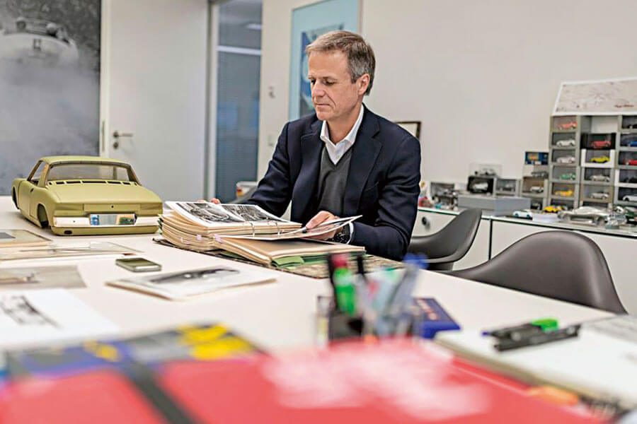 歡迎大家進入汽車設計師的腦海,一片處處漂浮著「如果這樣又會如何」,各種奇思妙想和保時捷十大傑作之類的汪洋大海。