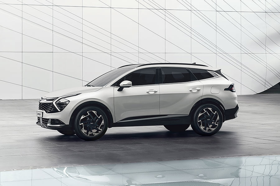 摩登。劃時代。兩者都是對新一代Kia Sportage所做出的最佳註解。