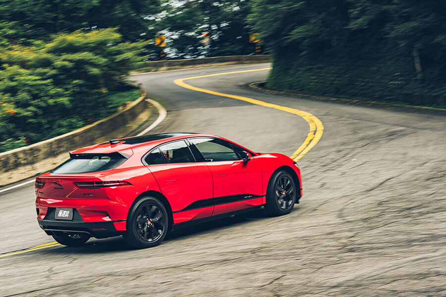 沒有特斯拉?對,以前沒得選,但現在可不同了,來個歐陸對決戲碼你看如何……。