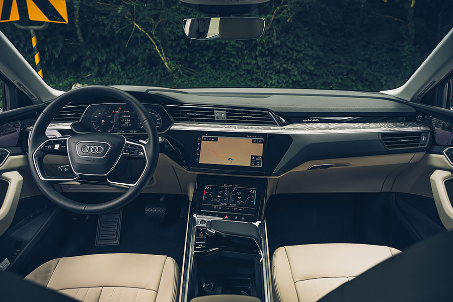 沒有特斯拉?對,以前沒得選,但現在可不同了,來個歐陸對決戲碼你看如何……。