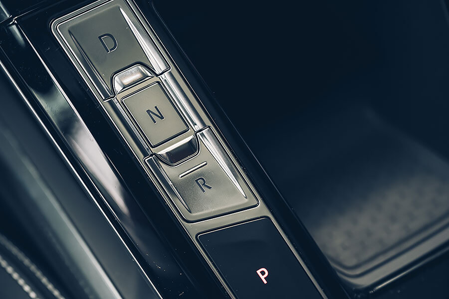 沒有特斯拉?對,以前沒得選,但現在可不同了,來個歐陸對決戲碼你看如何……。