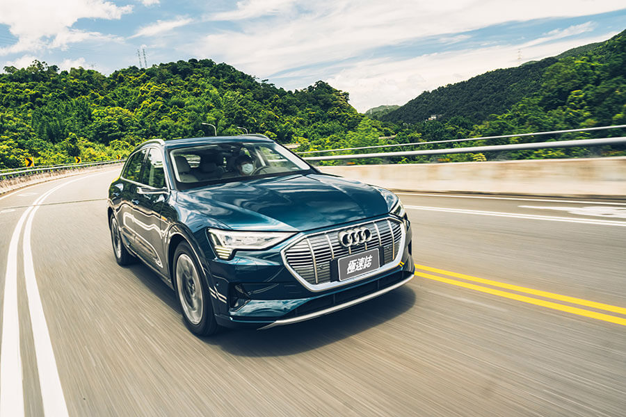 沒有特斯拉?對,以前沒得選,但現在可不同了,來個歐陸對決戲碼你看如何……。