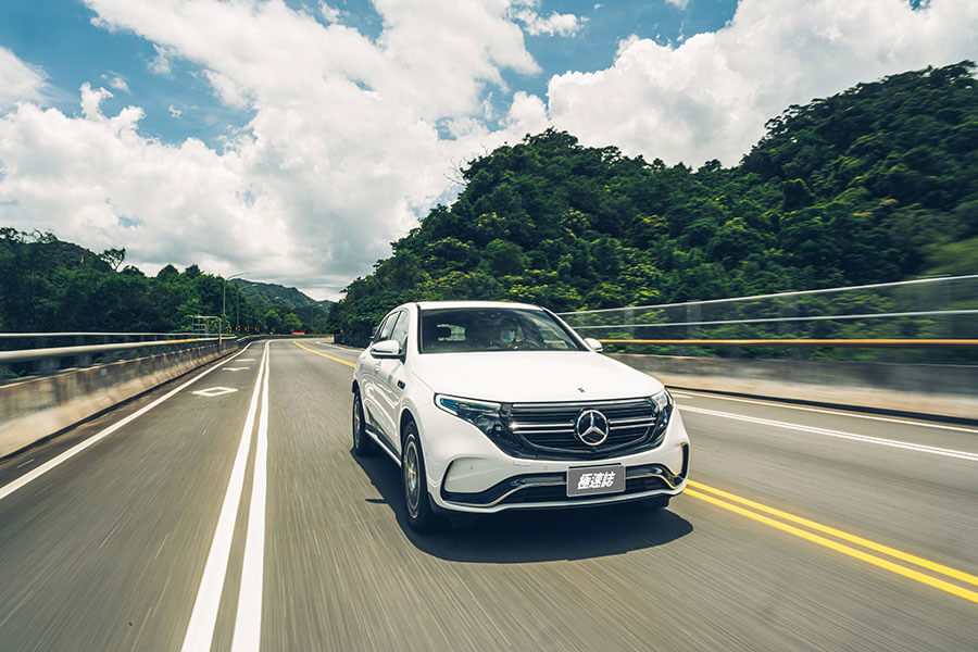 沒有特斯拉?對,以前沒得選,但現在可不同了,來個歐陸對決戲碼你看如何……。