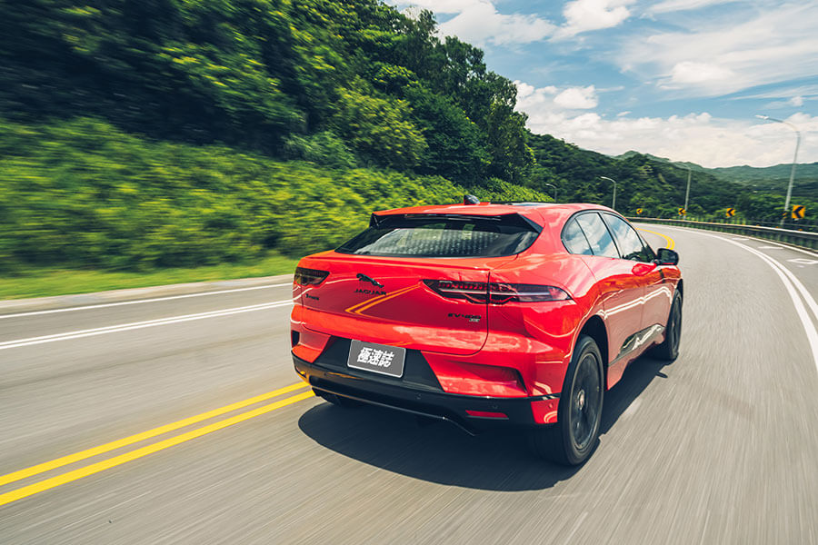 沒有特斯拉?對,以前沒得選,但現在可不同了,來個歐陸對決戲碼你看如何……。