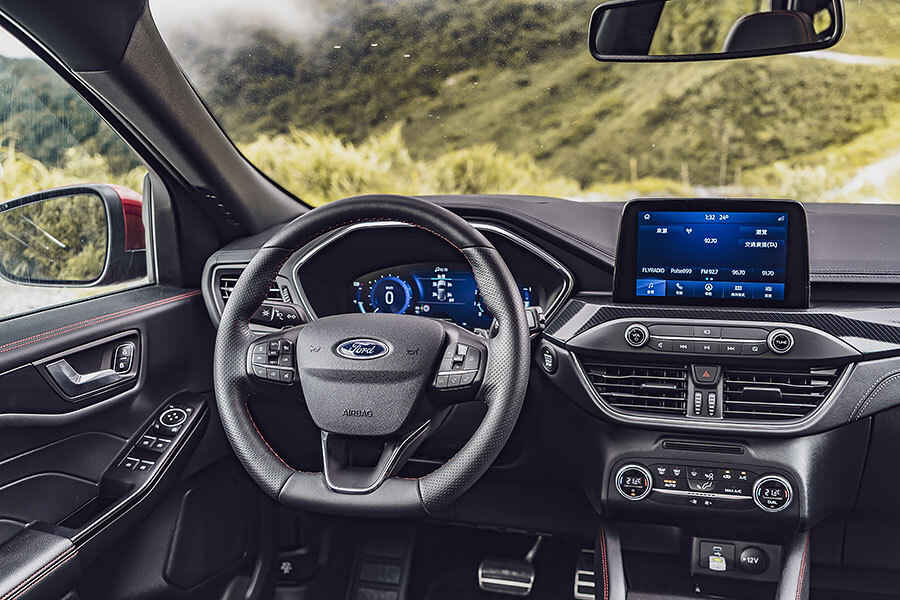 城市與鄉野之間的距離,就靠Kuga來快速化解。