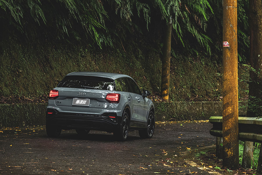 發動引擎,帶上相機,整座城市最上相的嬉街少年就要抵達。