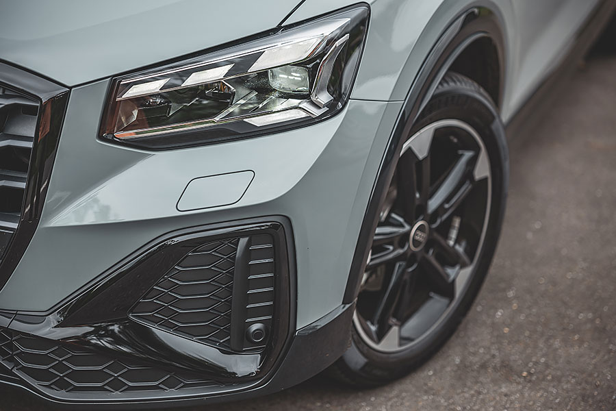 發動引擎,帶上相機,整座城市最上相的嬉街少年就要抵達。