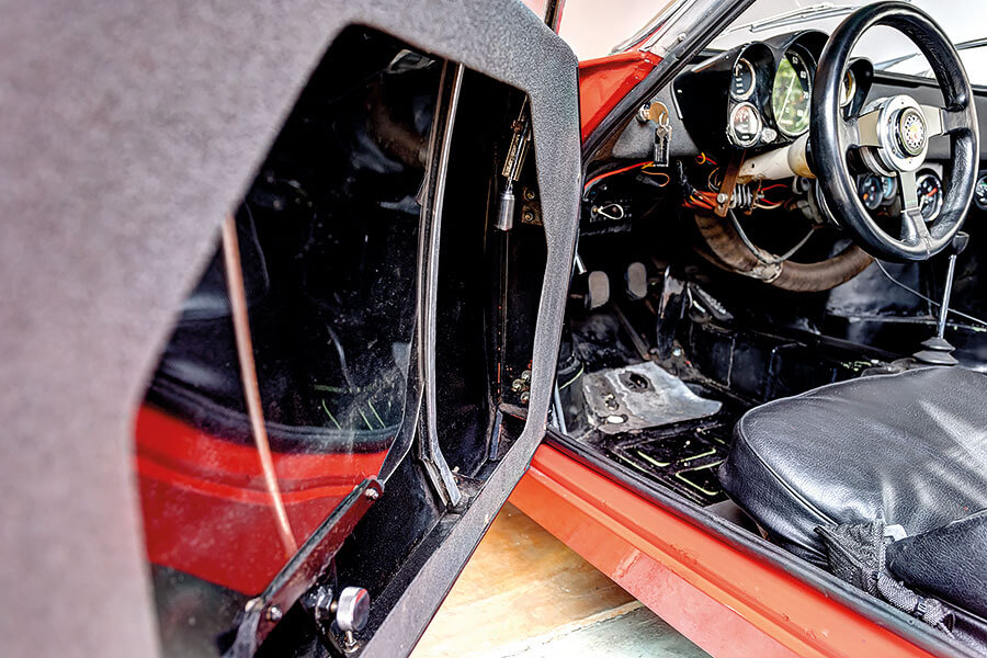 不經意的可愛,有時反而更讓人鍾愛,Bialbero就是這樣一部跑車。