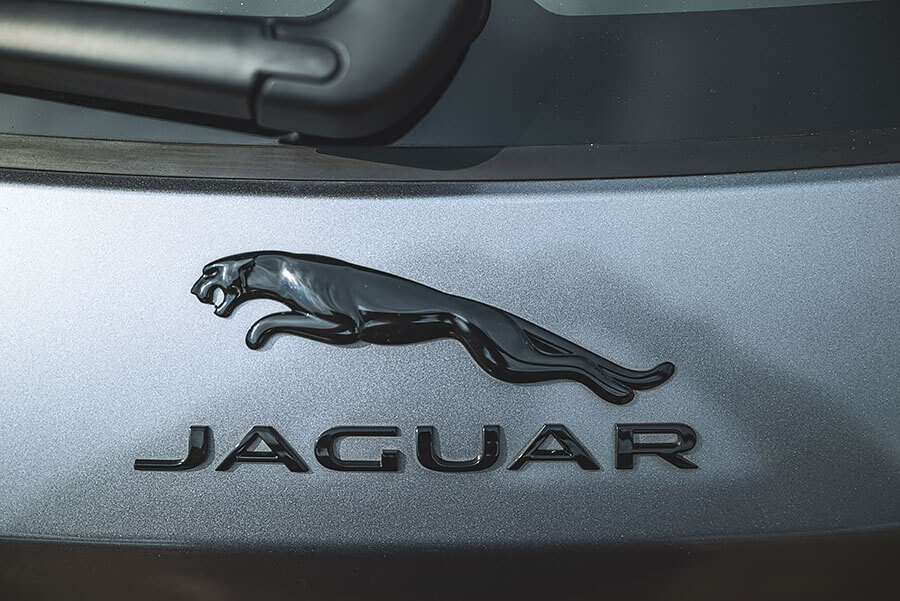 7項新配備,11種選配升級,讓F-Pace再次偉大。