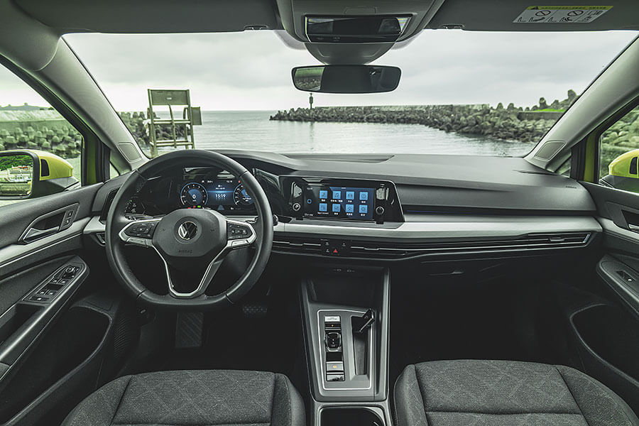 面對各路人馬的放話挑戰,以全面進化還以顏色就對了。