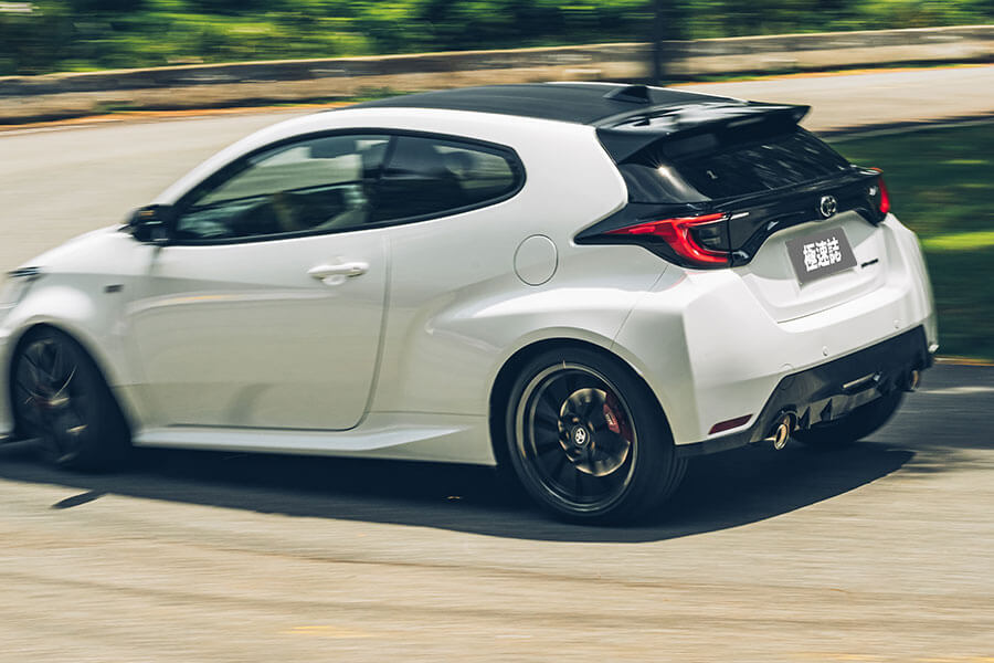 豐田究竟用了什麼法術讓人們失去理智競相掏出近180萬元只為買一部Yaris?呱、呱,什麼?GR Yaris啦……