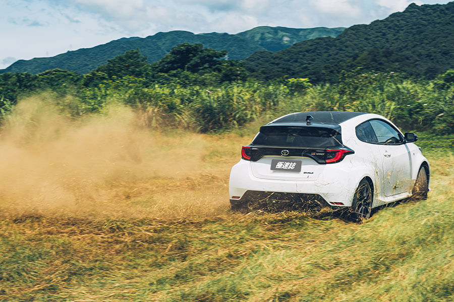 豐田究竟用了什麼法術讓人們失去理智競相掏出近180萬元只為買一部Yaris?呱、呱,什麼?GR Yaris啦……