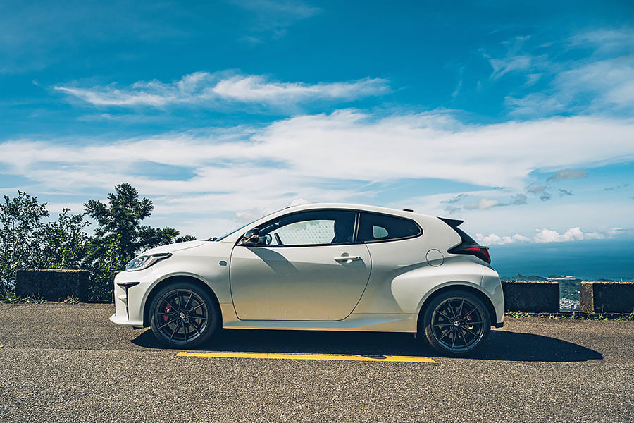 豐田究竟用了什麼法術讓人們失去理智競相掏出近180萬元只為買一部Yaris?呱、呱,什麼?GR Yaris啦……