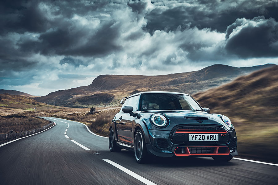 從最風光的傑作,至到最慘淡的低潮,這裡備有你想知的一切,以及好些你不想知道的逸聞軼事。