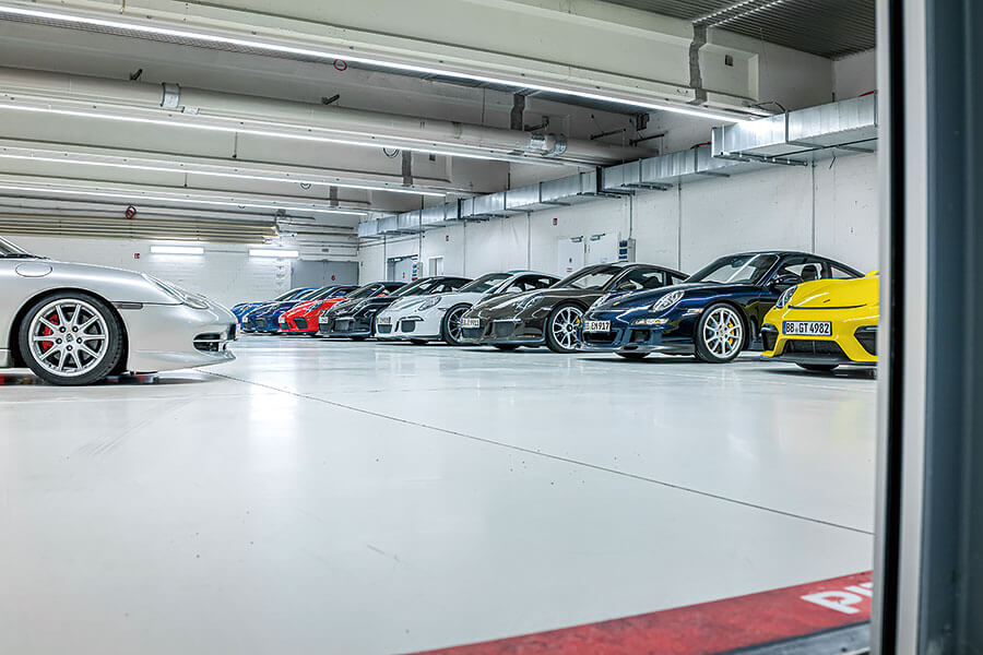 一個放滿了歷代911 GT的車庫?唯有一人能勝此任。