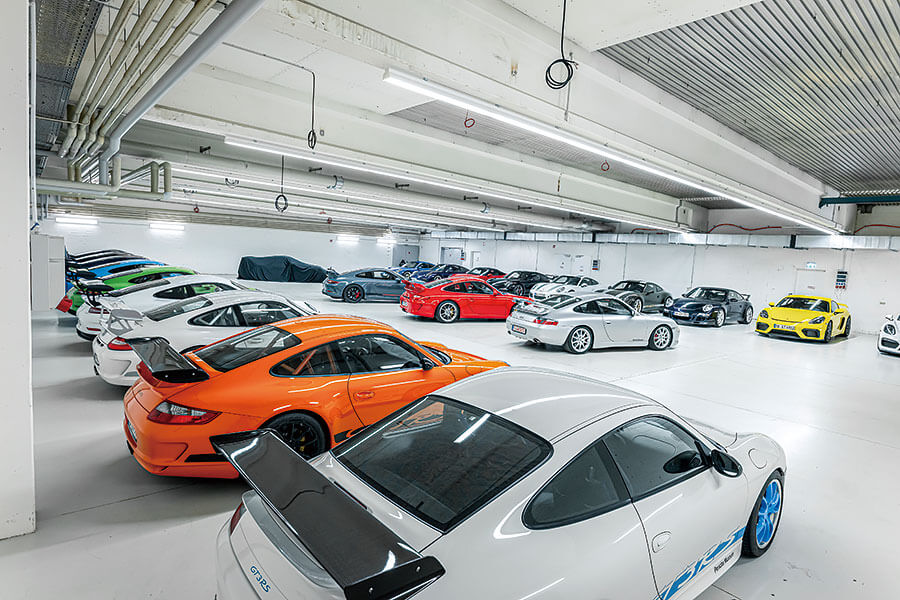 一個放滿了歷代911 GT的車庫？唯有一人能勝此任。