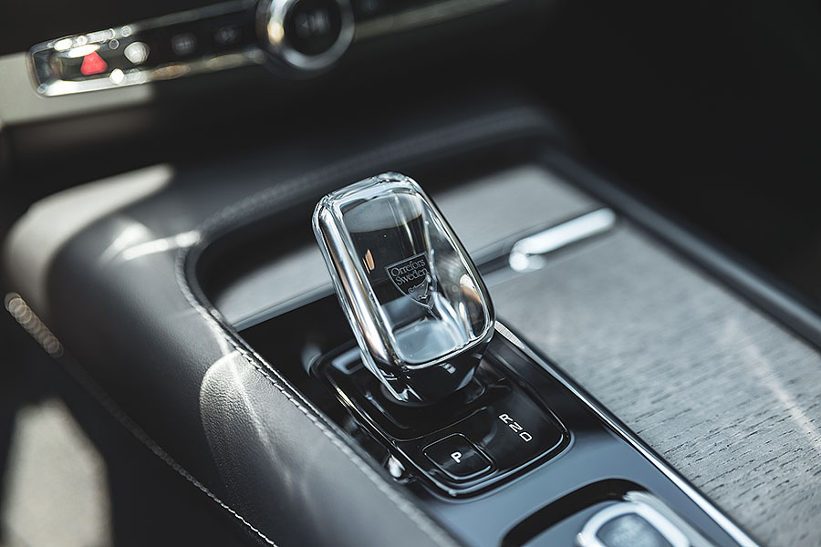 四年多過去，S90那派老成持重、彬彬有禮的樣子似乎又更嚴重了。