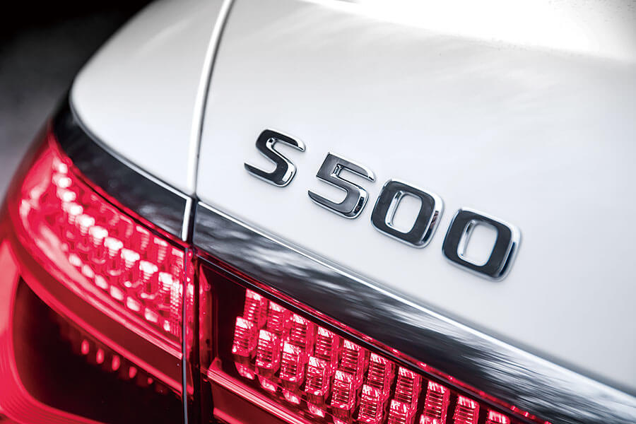 賓士新型S-Class猶能君臨豪華汽車天下嗎?嗯,基本上可以說是。