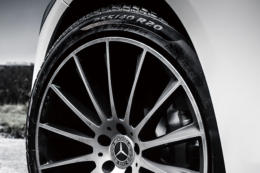 賓士新型S-Class猶能君臨豪華汽車天下嗎?嗯,基本上可以說是。