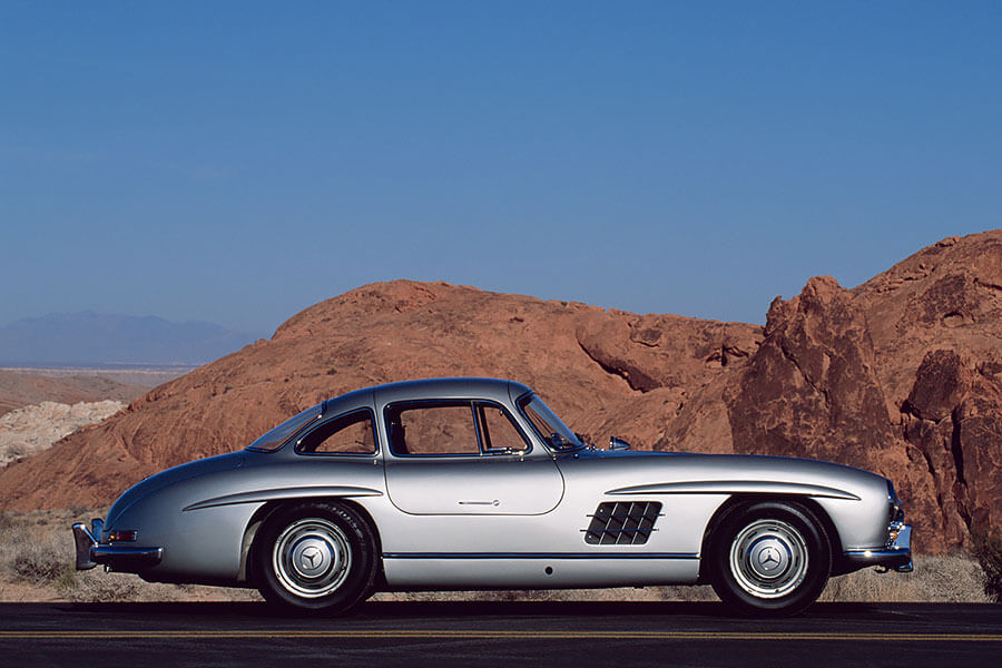 隨著新世代即將到來,不妨就讓我們回顧一下SL之所以能成為車壇最負盛名之一的原因。