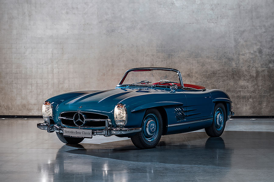 隨著新世代即將到來,不妨就讓我們回顧一下SL之所以能成為車壇最負盛名之一的原因。