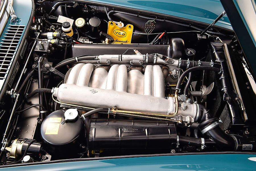 隨著新世代即將到來,不妨就讓我們回顧一下SL之所以能成為車壇最負盛名之一的原因。