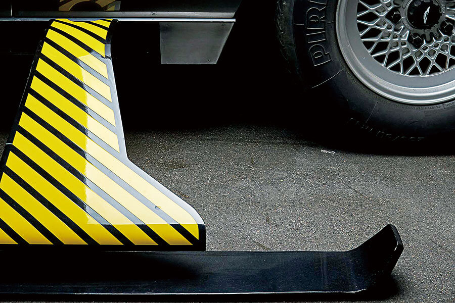 也是時候解決此一紛爭。分別來自007不同時代的六部汽車,總冠軍只有一個,慎之慎之啊007。