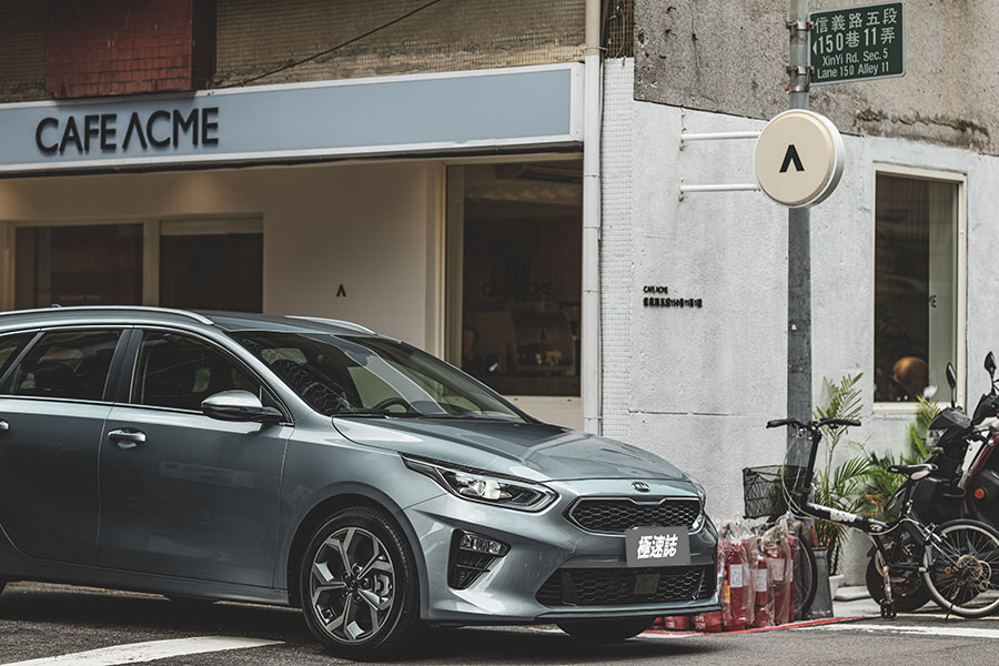 還有什麼能比俗擱大碗更對台灣人胃口?拜託,再給我們多來個一百碗吧!