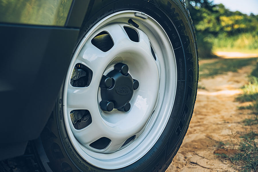 我和那些能盡快拿到車的車主一樣,都算是燒過好香。