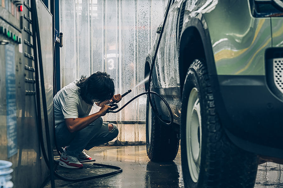 我和那些能盡快拿到車的車主一樣,都算是燒過好香。