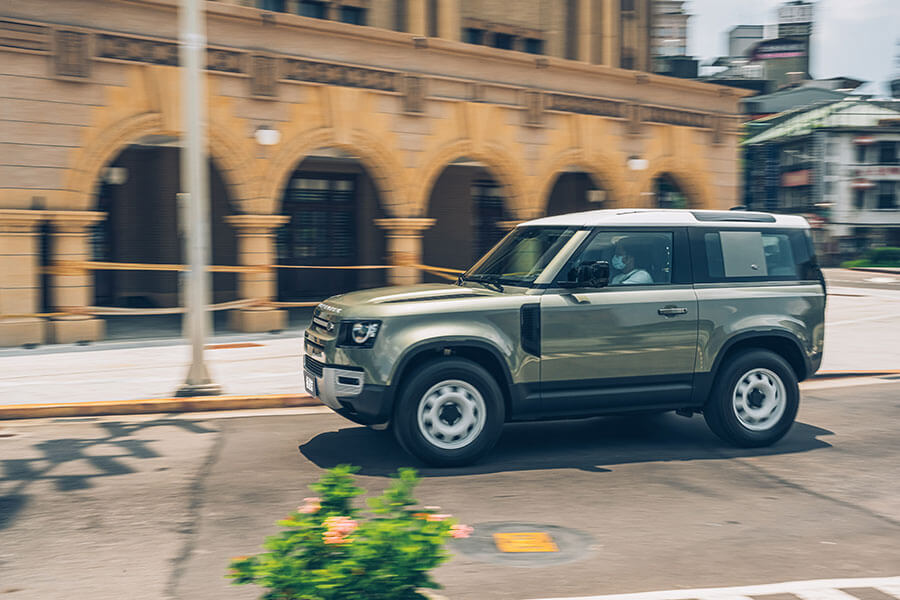 我和那些能盡快拿到車的車主一樣,都算是燒過好香。