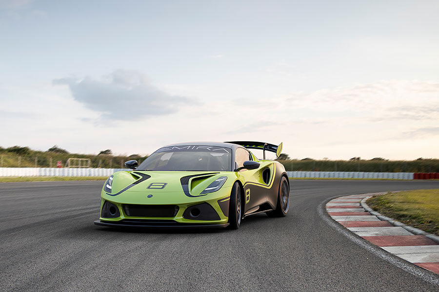 不但要成為最後的燃油驕傲,蓮花更誓言要在最熟悉的賽車場上熱血綻放。