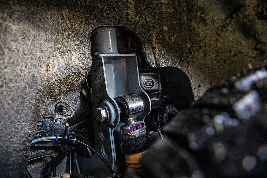 賓士怪力亂神的電動EQC 4x4²能夠大事化小,小事化無嗎?