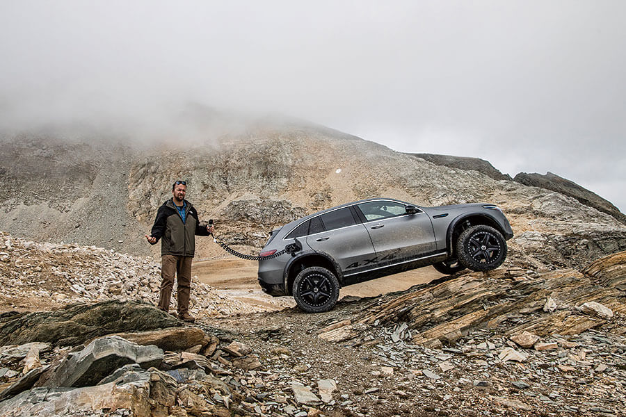 賓士怪力亂神的電動EQC 4x4²能夠大事化小,小事化無嗎?