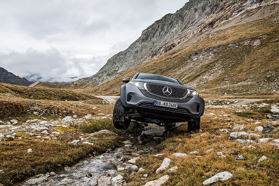 賓士怪力亂神的電動EQC 4x4²能夠大事化小,小事化無嗎?