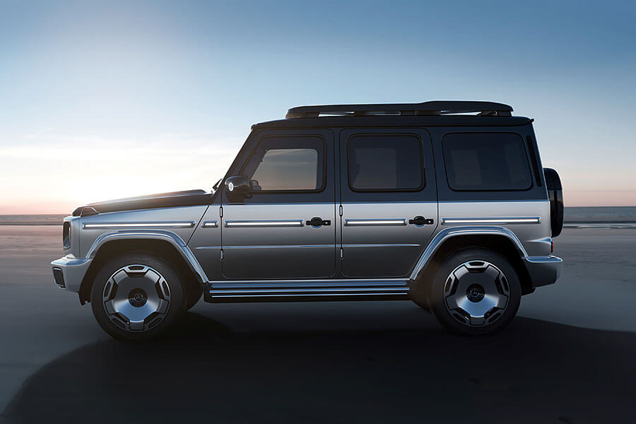 太空裝、外星人,地表最硬賓士已做好航向宇宙,用實力征服未知的所有準備。