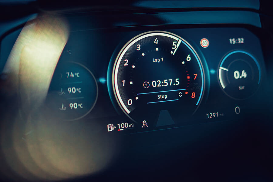 福斯上一代Golf R是八面玲瓏人人滿意的全天候萬事通，那麼2021年新一代極致Golf在TG自製的綠色地獄又有何表現呢？