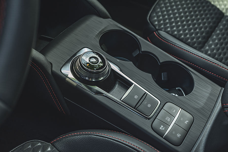 想要爬得更高、跑得更快更遠，你需要一副好眼睛以及出色足下功夫。