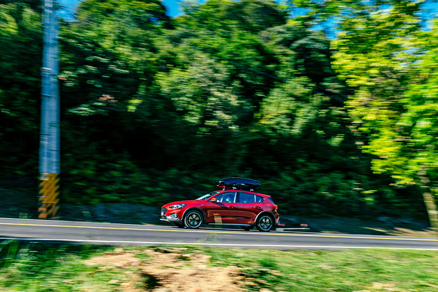 想要爬得更高、跑得更快更遠，你需要一副好眼睛以及出色足下功夫。