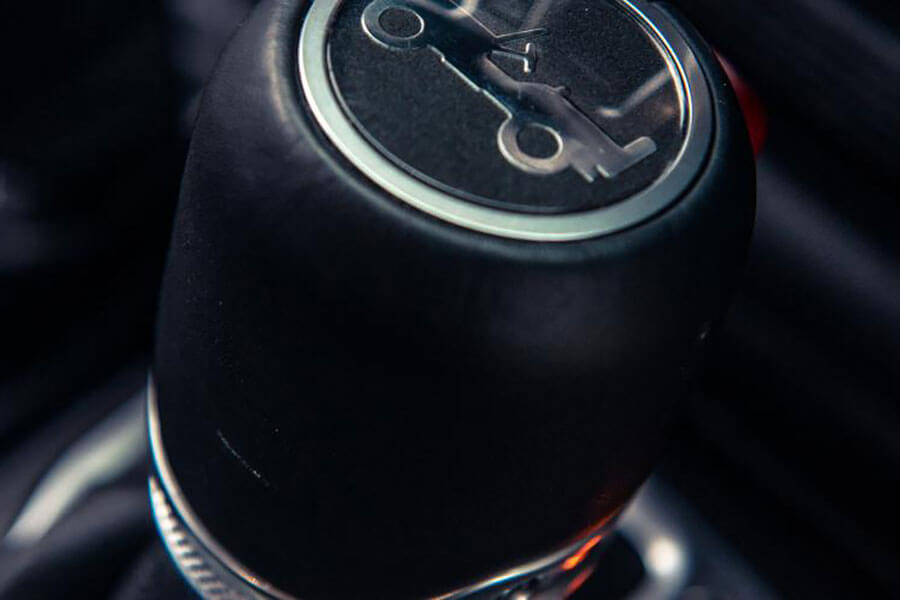 第二次世界大戰如何成就一個至今仍在闖蕩江湖的好漢。